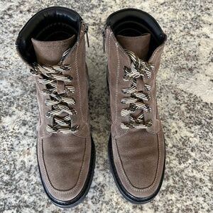 Aquatalia suede comfort booties